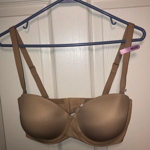 NWT Adjustable/strapless nude bra